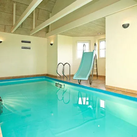 Semesterbostad 10 Person Holiday In Bl Vand